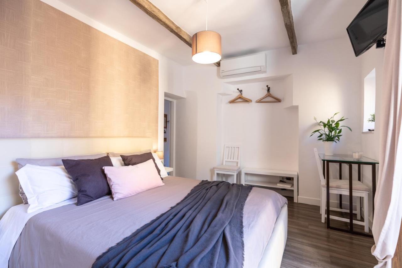 Domus De Fiori Appartement Rome Buitenkant foto